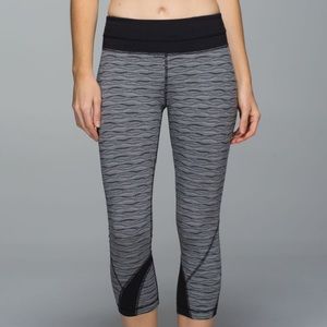 Lululemon Run: Inspire Crop II *All Luxtreme sz4